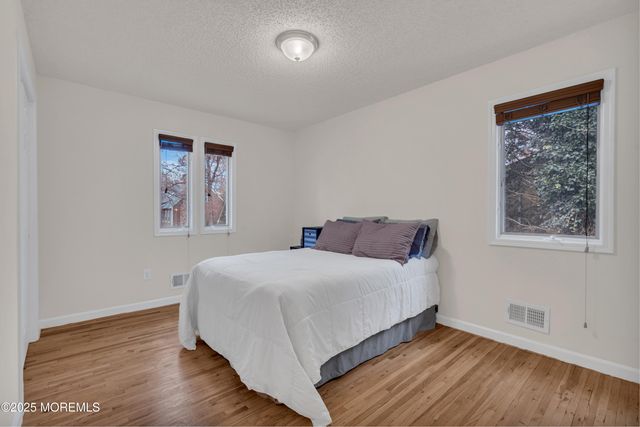 620 Hillside Drive, Toms River, NJ 08753