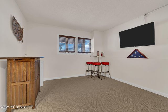 620 Hillside Drive, Toms River, NJ 08753