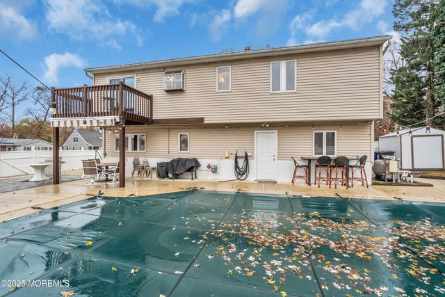 620 Hillside Drive, Toms River, NJ 08753
