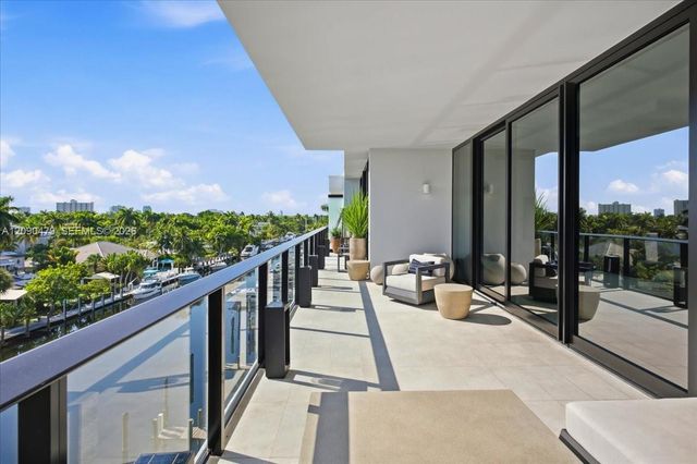 160 Isle Of Venice Drive PH3, Fort Lauderdale, FL 33301