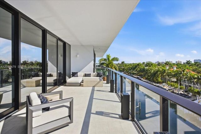160 Isle Of Venice Drive PH3, Fort Lauderdale, FL 33301