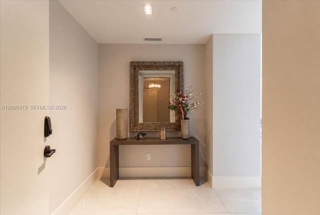 160 Isle Of Venice Drive PH3, Fort Lauderdale, FL 33301