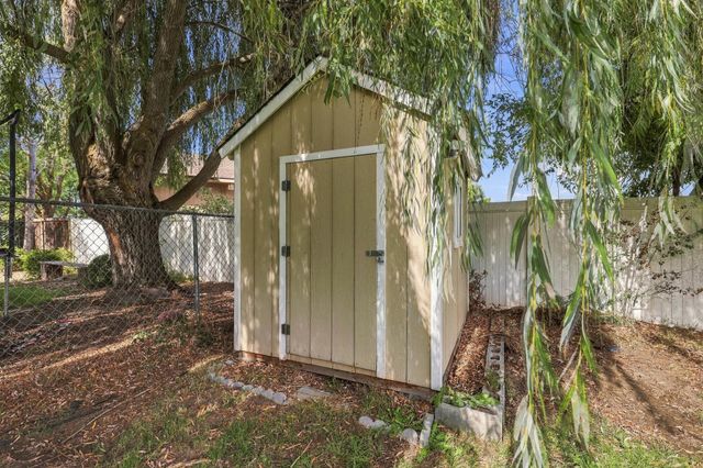 1413 E Clover St, Spokane, WA 99217