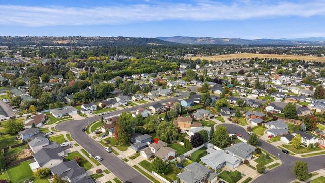 1413 E Clover St, Spokane, WA 99217