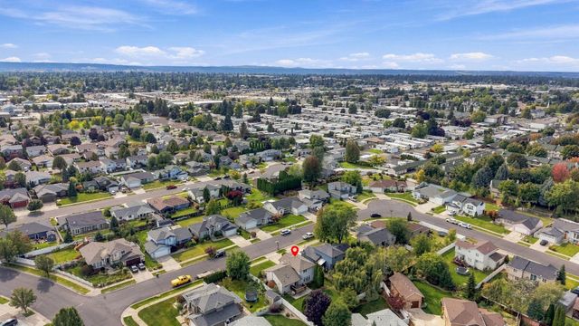 1413 E Clover St, Spokane, WA 99217