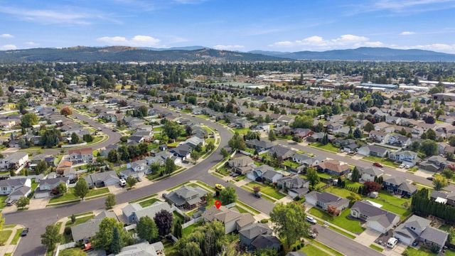 1413 E Clover St, Spokane, WA 99217