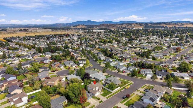 1413 E Clover St, Spokane, WA 99217
