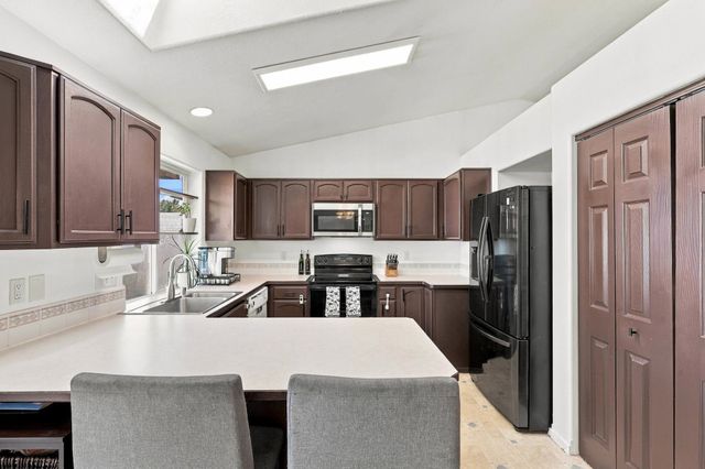 1413 E Clover St, Spokane, WA 99217