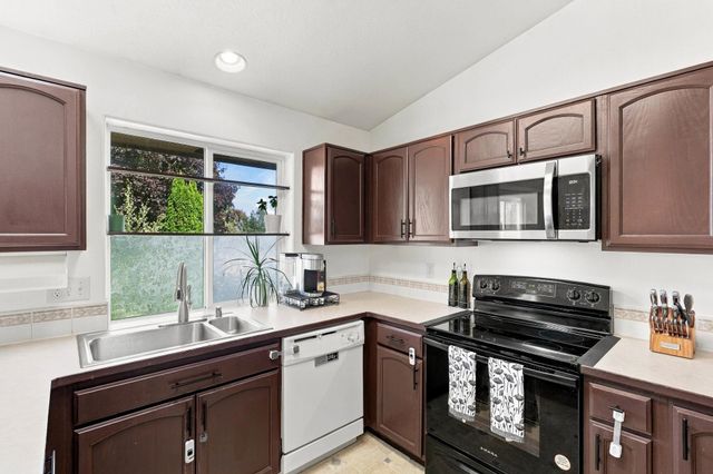 1413 E Clover St, Spokane, WA 99217