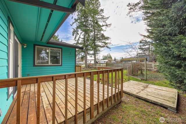 7631 Parkland Drive, Blaine, WA 98230