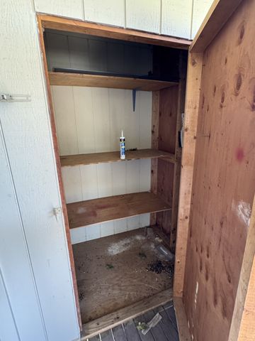 389 Deer Lake Dr, Nashville, TN 37221