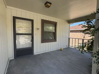 389 Deer Lake Dr, Nashville, TN 37221