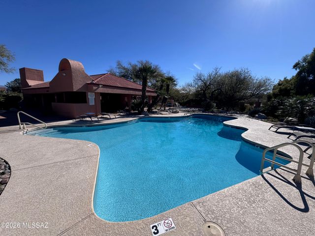 8614 E Pembrook Drive, Tucson, AZ 85715