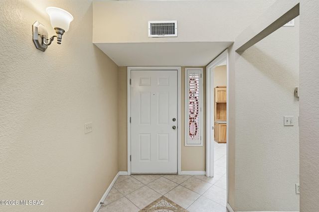 8614 E Pembrook Drive, Tucson, AZ 85715