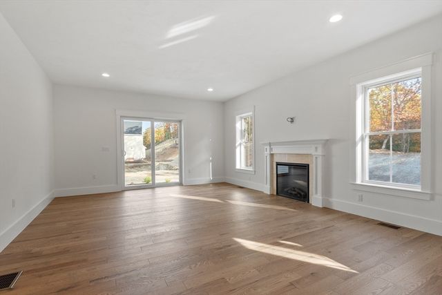 Lot 9 Waites Crossing, Norfolk, MA 02056