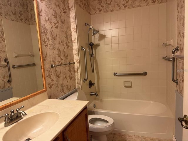 2470 SALZBURG LOOP, Winter Haven, FL 33884