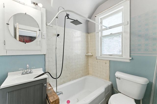 2623 Polk Street NE, Minneapolis, MN 55418