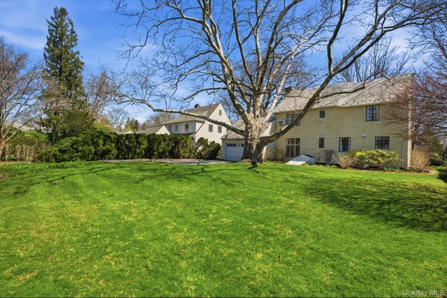 5 Seymour Place, White Plains, NY 10605