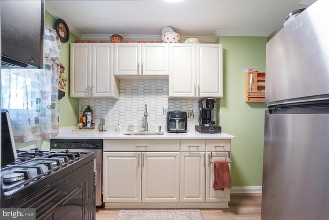7218 GLENRIDGE, Hyattsville, MD 20784