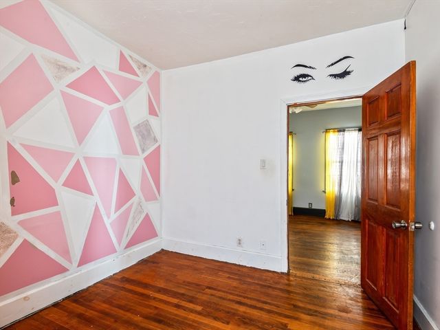 549 Cambridge St, Worcester, MA 01610