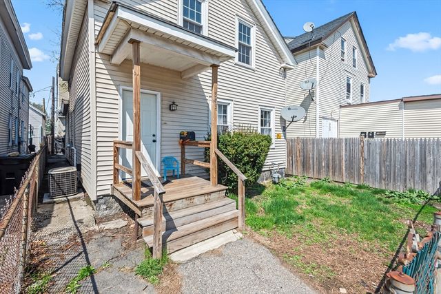 549 Cambridge St, Worcester, MA 01610