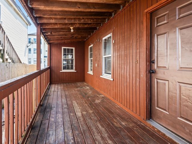 549 Cambridge St, Worcester, MA 01610