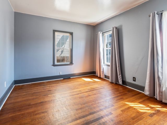 549 Cambridge St, Worcester, MA 01610