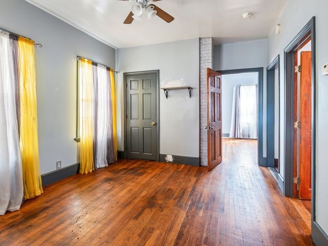 549 Cambridge St, Worcester, MA 01610