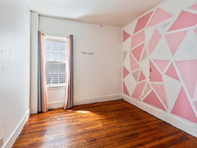 549 Cambridge St, Worcester, MA 01610