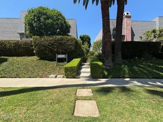 352 S Orange Grove Boulevard 15, Pasadena, CA 91105