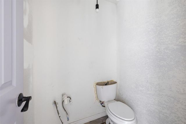2706 E ANNIE STREET, Tampa, FL 33612