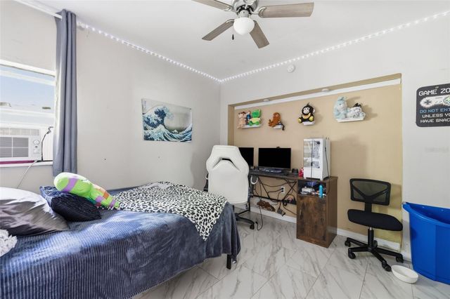 2706 E ANNIE STREET, Tampa, FL 33612
