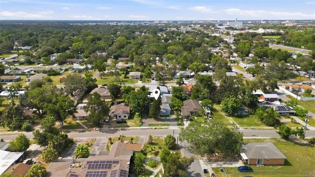 2706 E ANNIE STREET, Tampa, FL 33612