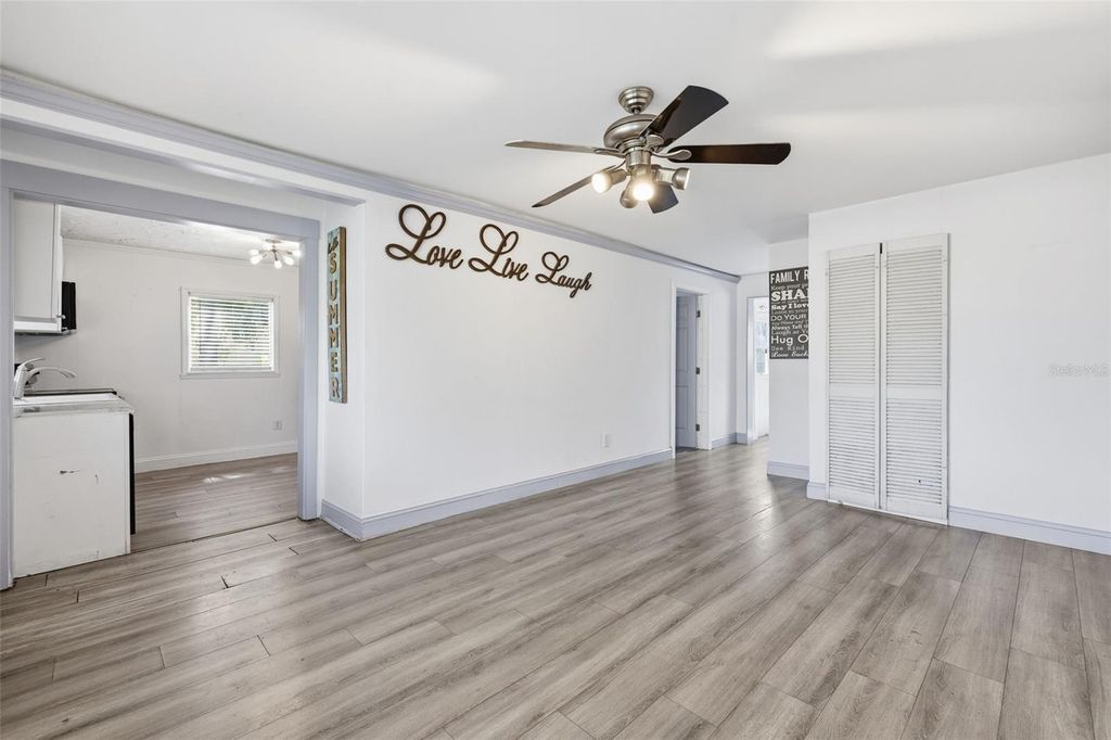 Image 5 of property listing at 2706 E ANNIE STREET, Tampa, FL 33612