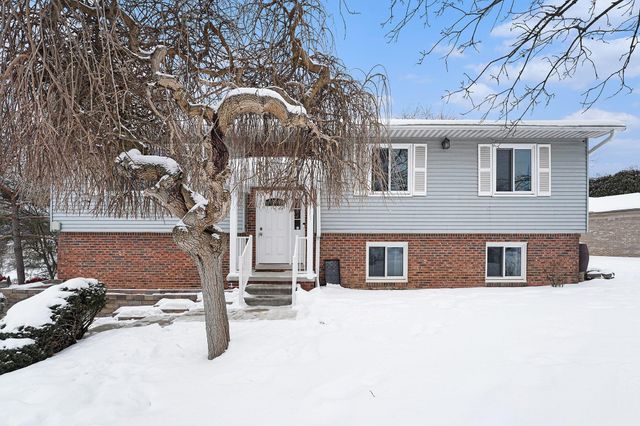 24213 Broadview Street, Farmington, MI 48336