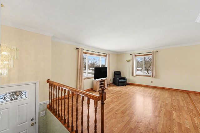 24213 Broadview Street, Farmington, MI 48336