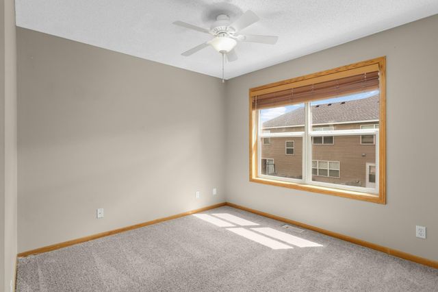 10487 64th Way, Albertville, MN 55301