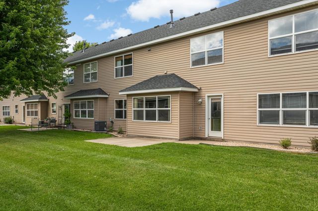 10487 64th Way, Albertville, MN 55301