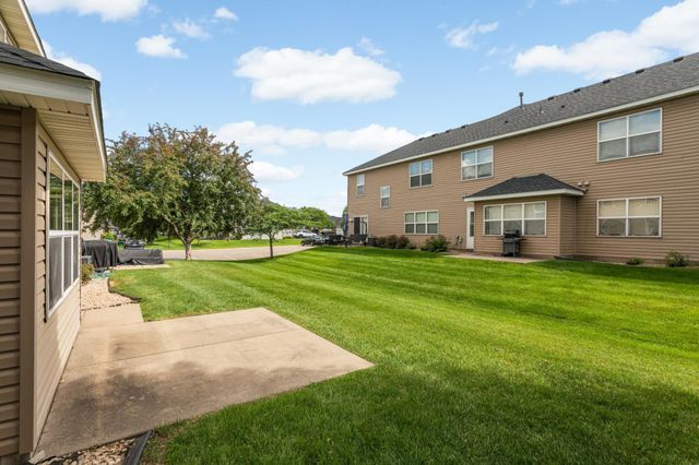 10487 64th Way, Albertville, MN 55301