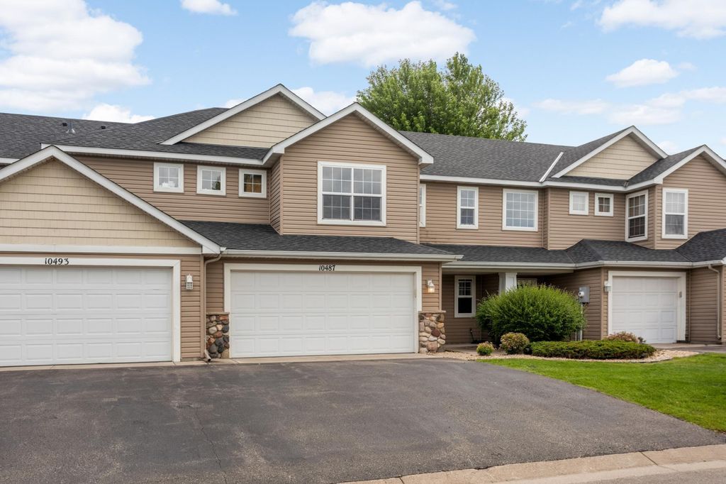 10487 64th Way, Albertville, MN 55301