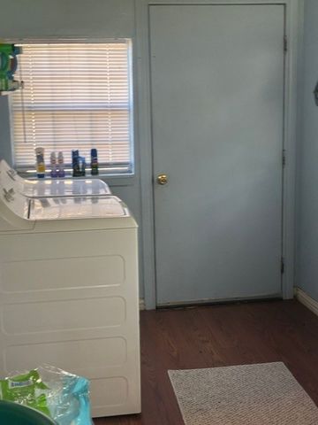 102 E 14th Street, Joshua, TX 76058