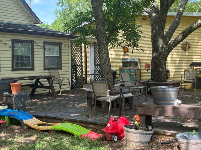 102 E 14th Street, Joshua, TX 76058
