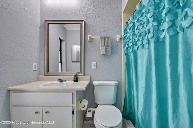 8265 Apple Orchard Road, Spring Hill, FL 34606