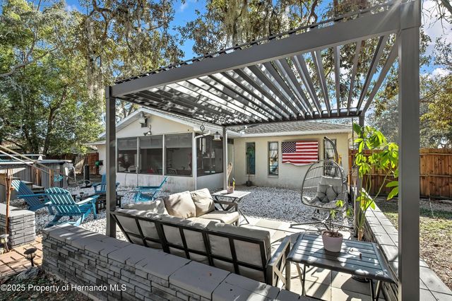 8265 Apple Orchard Road, Spring Hill, FL 34606