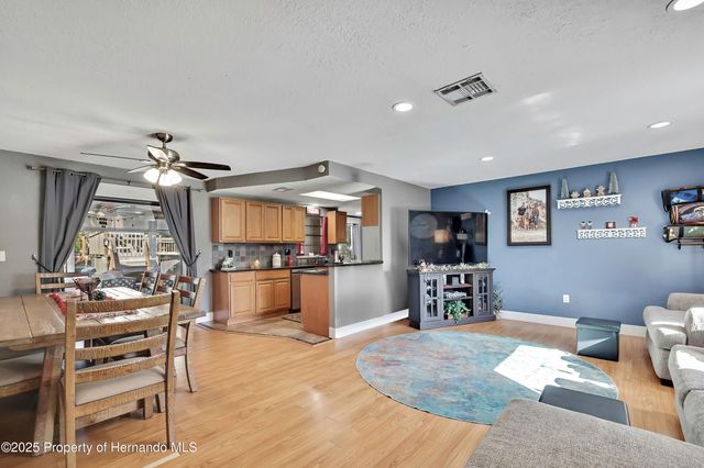 8265 Apple Orchard Road, Spring Hill, FL 34606