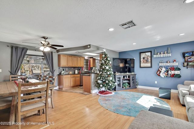 8265 Apple Orchard Road, Spring Hill, FL 34606