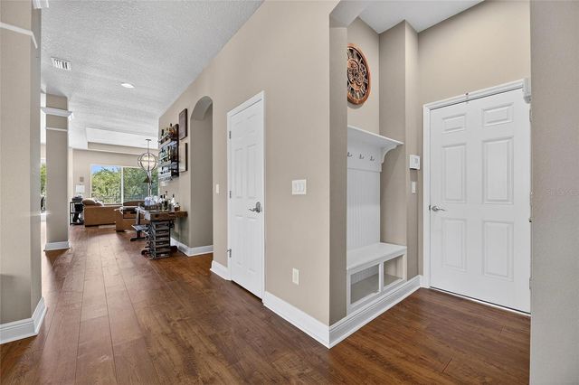 6909 CRESTPOINT DRIVE, Apollo Beach, FL 33572