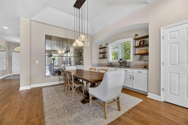 6909 CRESTPOINT DRIVE, Apollo Beach, FL 33572