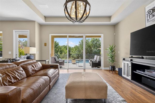 6909 CRESTPOINT DRIVE, Apollo Beach, FL 33572