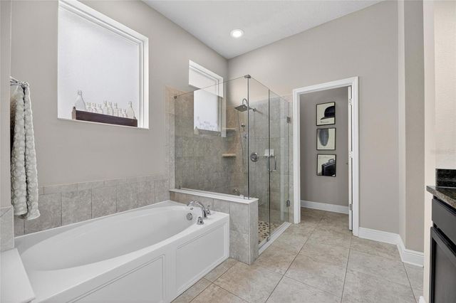 6909 CRESTPOINT DRIVE, Apollo Beach, FL 33572